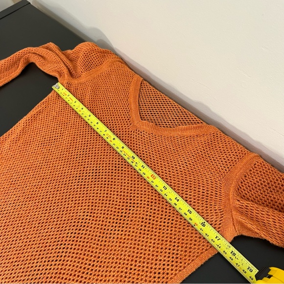 The Limited Loose Knit Wool Blend V-Neck Sweater - Picture 9 of 11